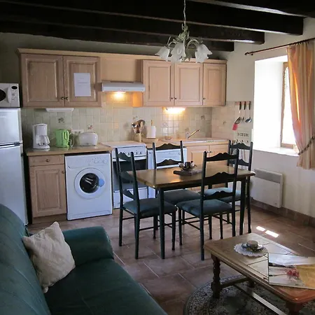 ゲストハウス Chambres D'hotes L'arche *